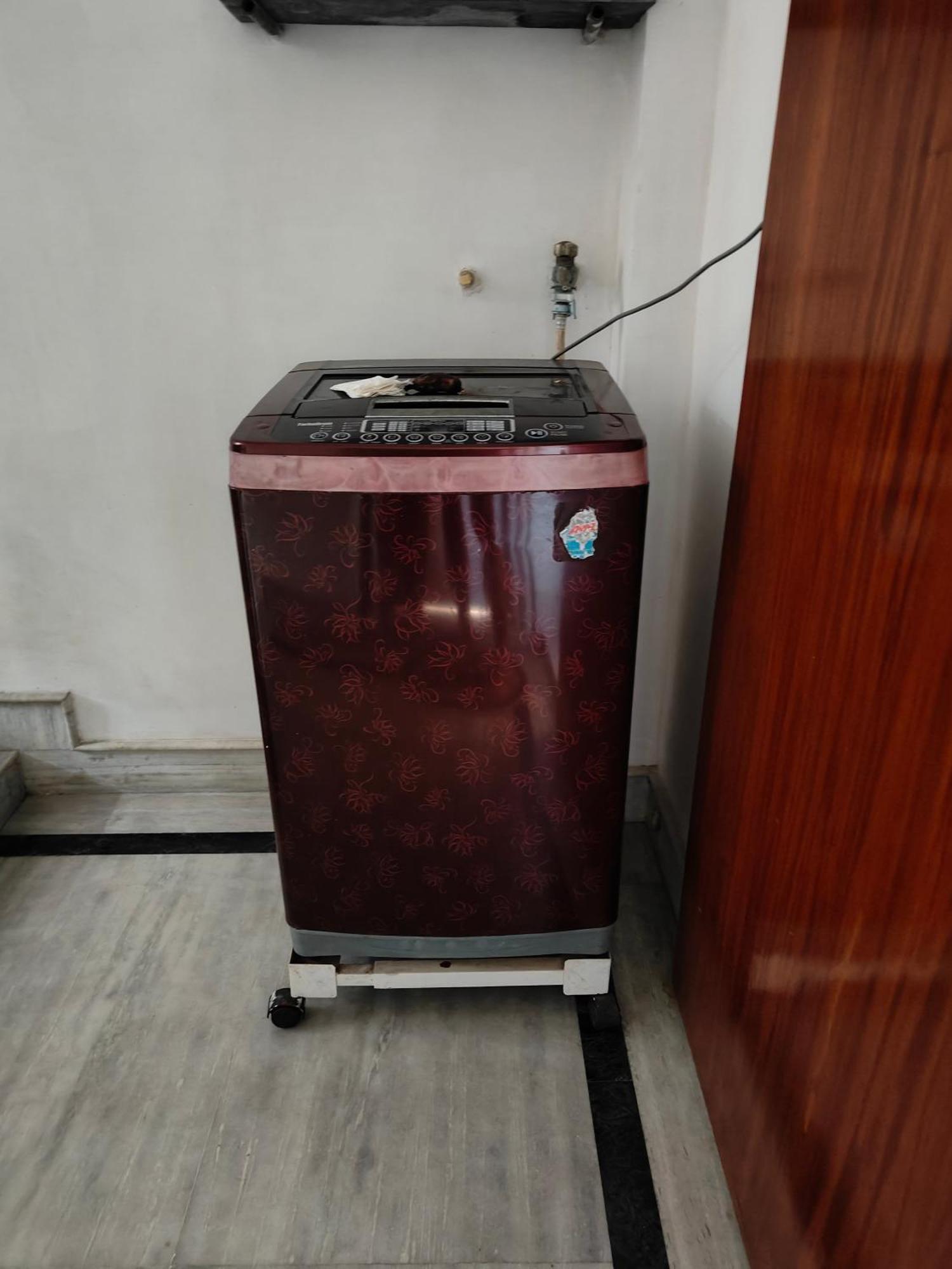 Guest house Shyamoli Kunj Kolkata